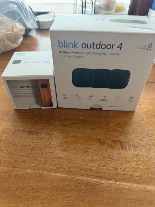 Blink Outdoor 4 Wireless Battery 3-Camera System 1080p Night Vision Alexa gallery