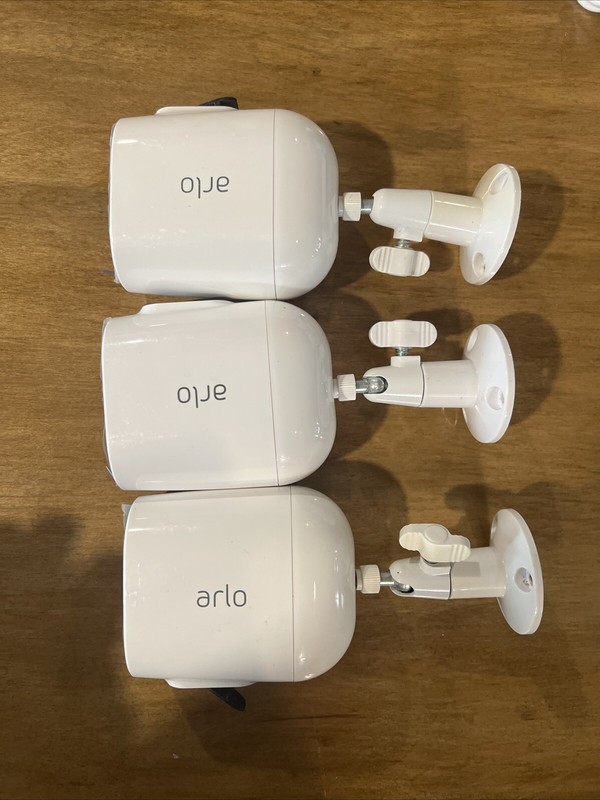 Lot of 3 arlo VMC2030-Essential Spotlight Single Wireless W/ Batteries gallery