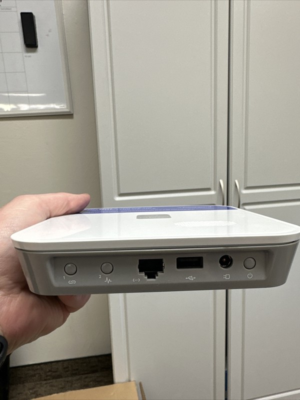 Alarm.com Hub Smart Home Controller (ADC-NK-200T-A) AT&T Lte gallery
