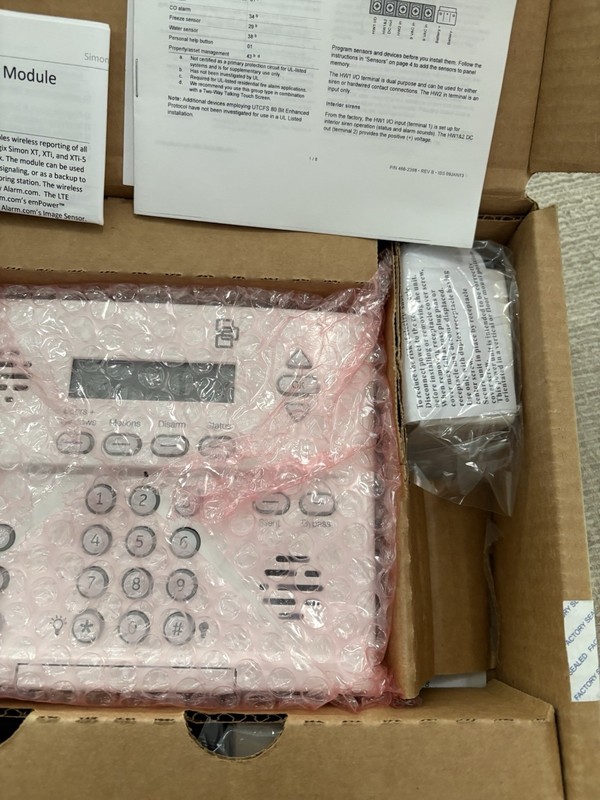 Interlogix 80-632-3N-XT Simon XT Starter Package A1 this includes a cell card gallery