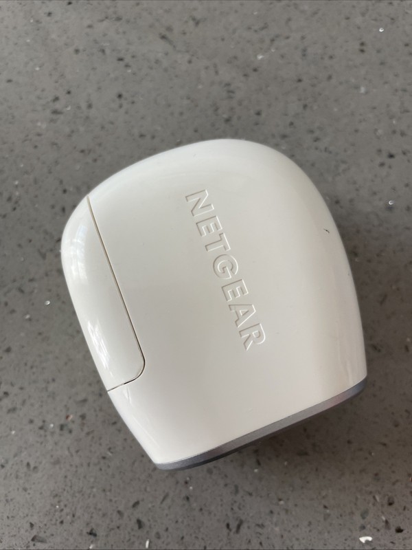 (M) Arlo NETGEAR VMC3030 HD Security Camera Magnetic gallery