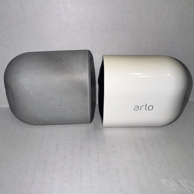 Arlo Pro 5S 2K VMC4060 Indoor/Outdoor Spotlight Security Camera White Charger gallery