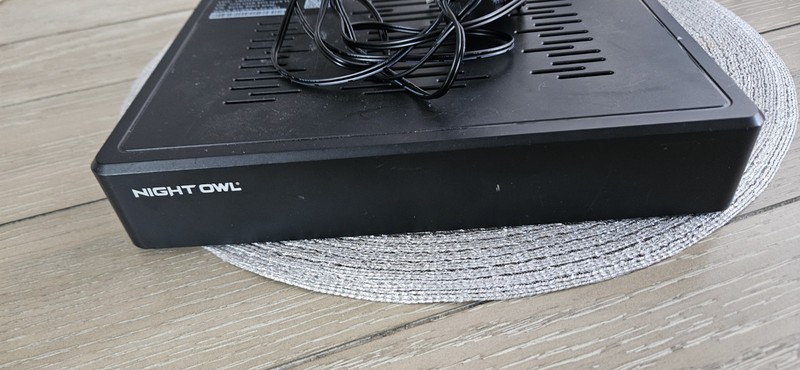 Night Owl WNVR-BTWN8-1-V2-CN4 10 Channel 4K READ DESCRIPTION. gallery