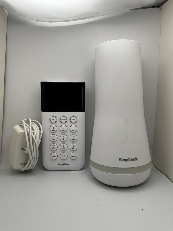 SimpliSafe Home Security System Base Station SSBS3 w/ Keypad SSKP3