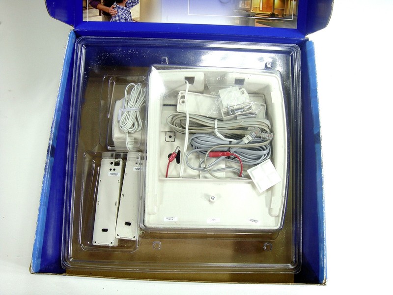 ADT Do It Yourself Wireless Security System Professional Series Basic Set gallery