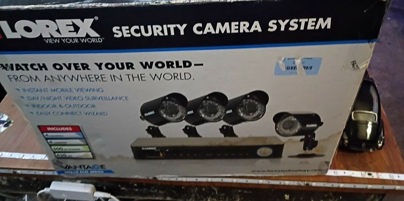 Lorex Security Camera System, Model LH145