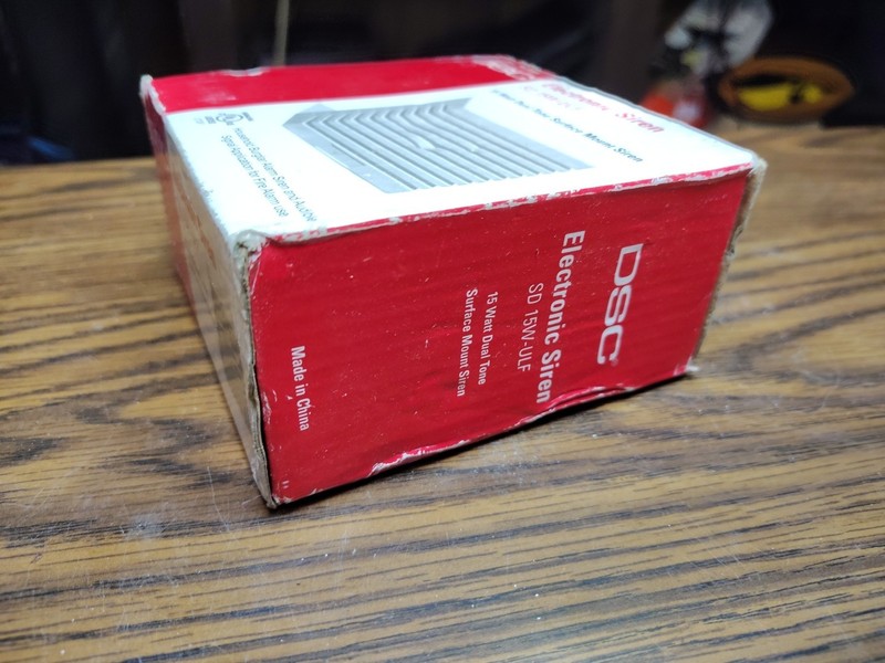 DSC Electronic Siren SD 15W-ULF 15 Watt Dual Tone Surface Mount Siren gallery