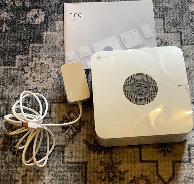 Ring Alarm Pro Base Station (Model 5AT3T3) 24/7 Backup Internet Battery Backup