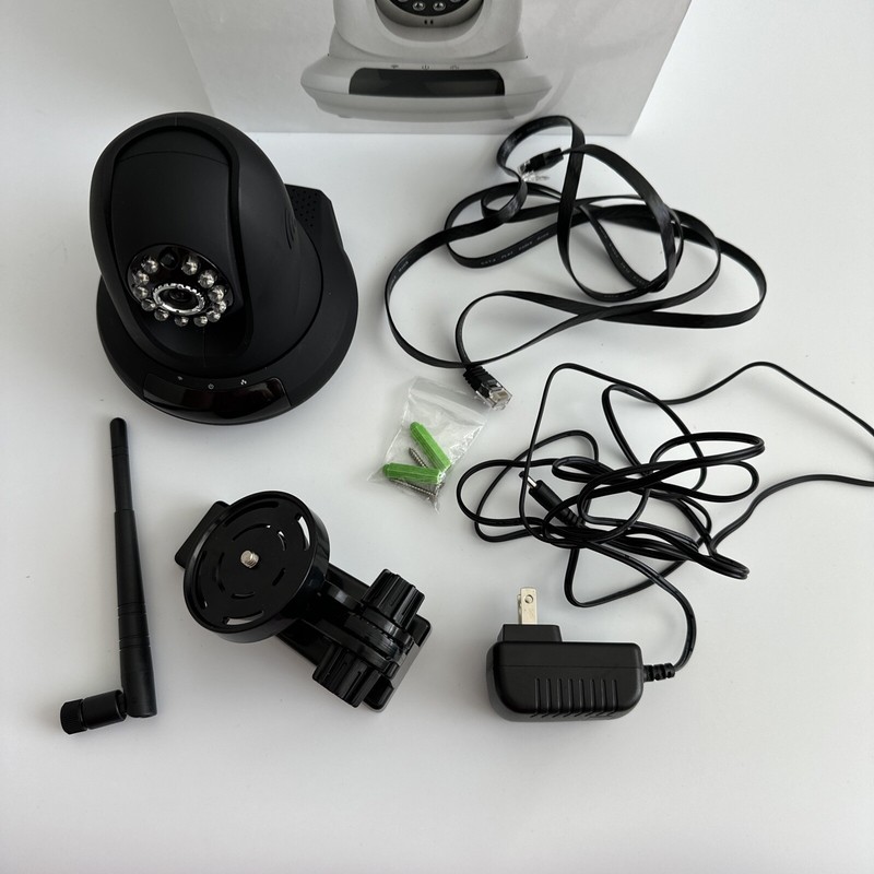Cloud IP Camera IPC8 New Open Box gallery