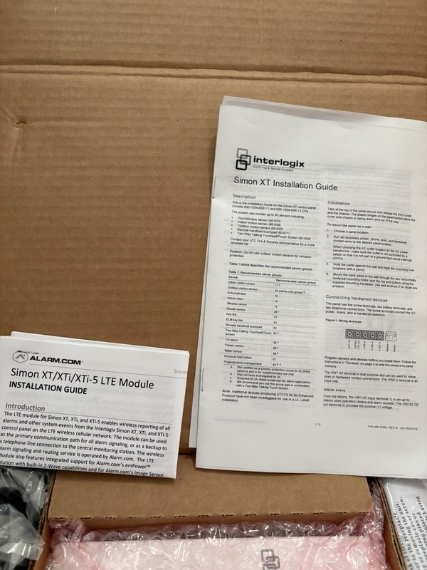 Interlogix 80-632-3N-XT Simon XT Starter Package A1 this includes a cell card gallery