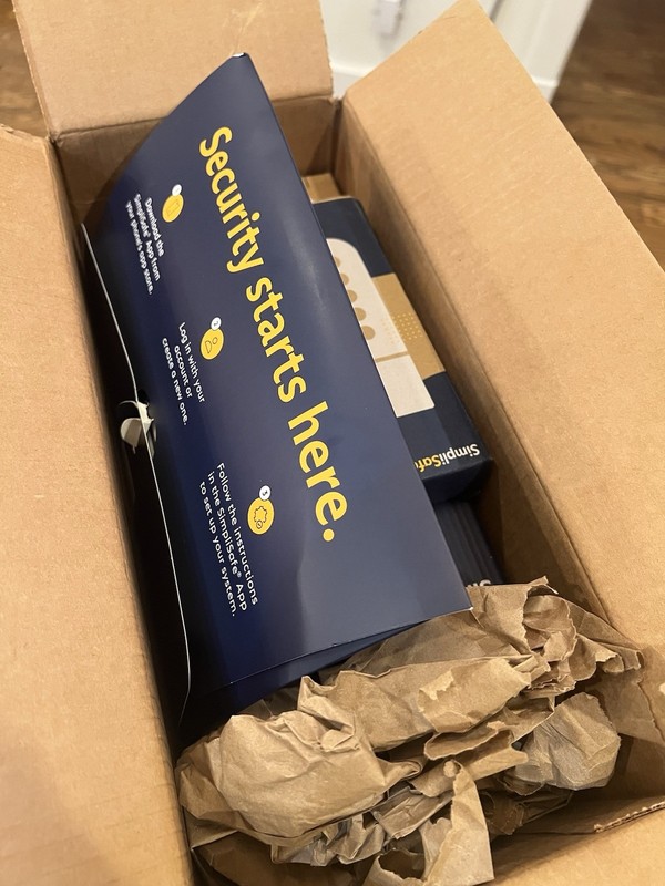 SimpliSafe Security System Kit Home Security Brand New Sealed Fast Shipping gallery