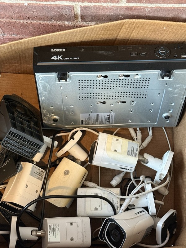 Lorex 4K Ultra HD NVR System w/ 6 Wired Bullet Cameras, 8CH 2TB Alexa