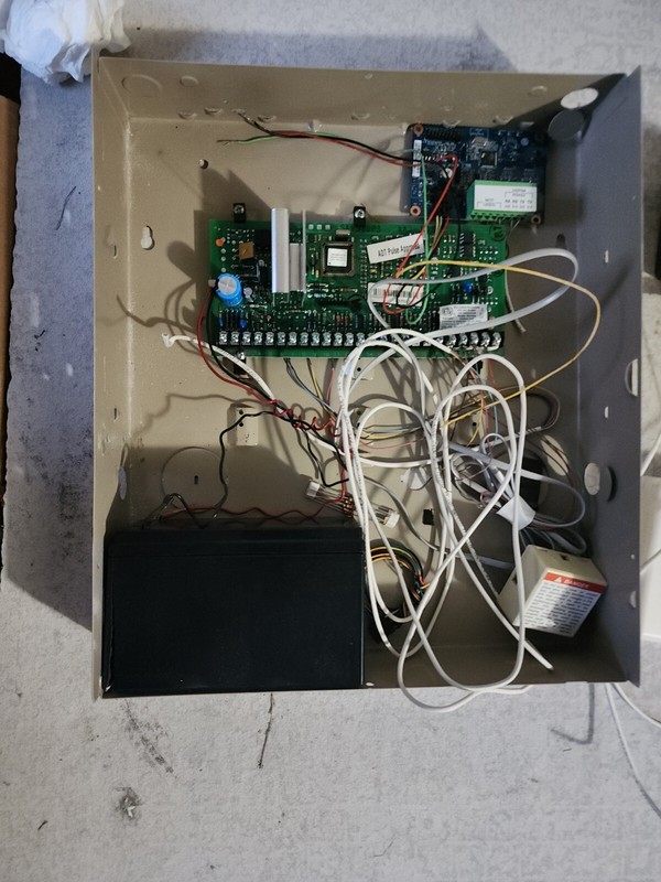 ADT Alarm Security Wireless Safewatch Pro 3000 System Manager 8 Zones Working gallery