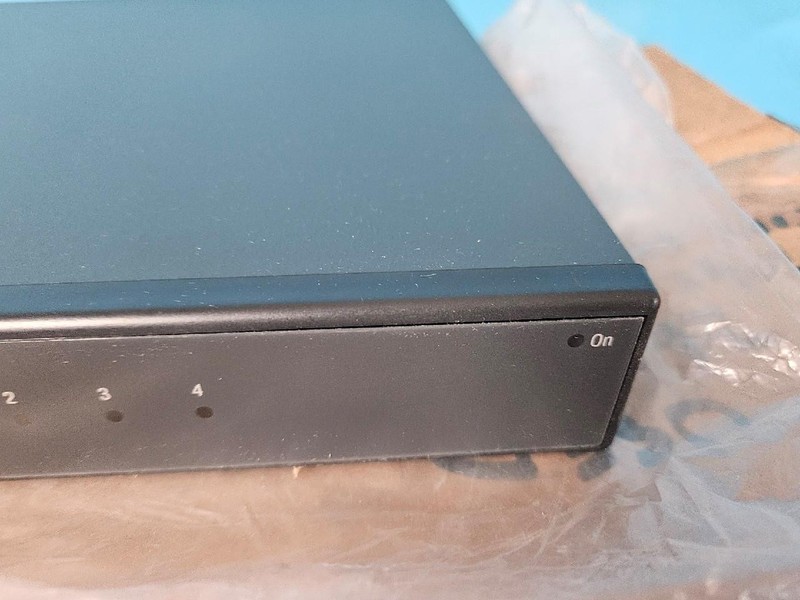 NEW BOSCH LTC 2604/60 MULTIPLEXER KEYBOARD PORT EXPANDER 4-PORT SYSTEM gallery