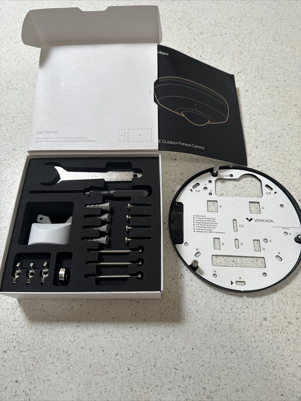 VERKADA Fisheye Camera CF81-E Camera 1A-45001-A CF81-30E-HW Accessories Kit