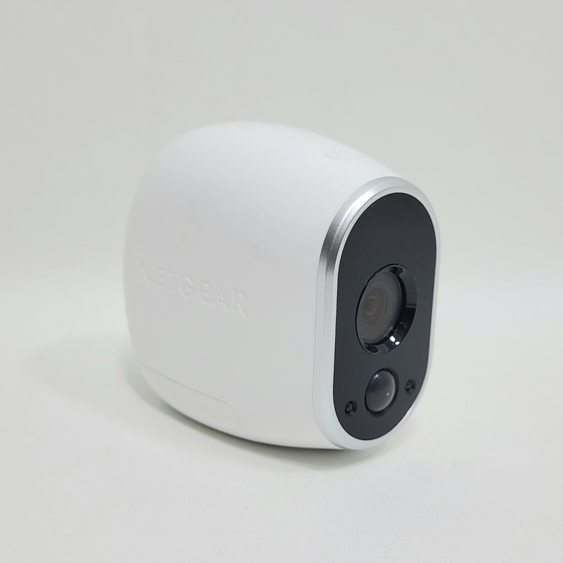 Netgear Arlo VMC3030 Add-On Camera with QuadPod NEW BATTERIES gallery
