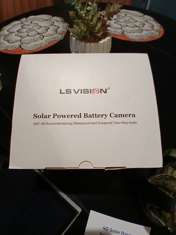 Solar Powered Battery Camera LS Vision