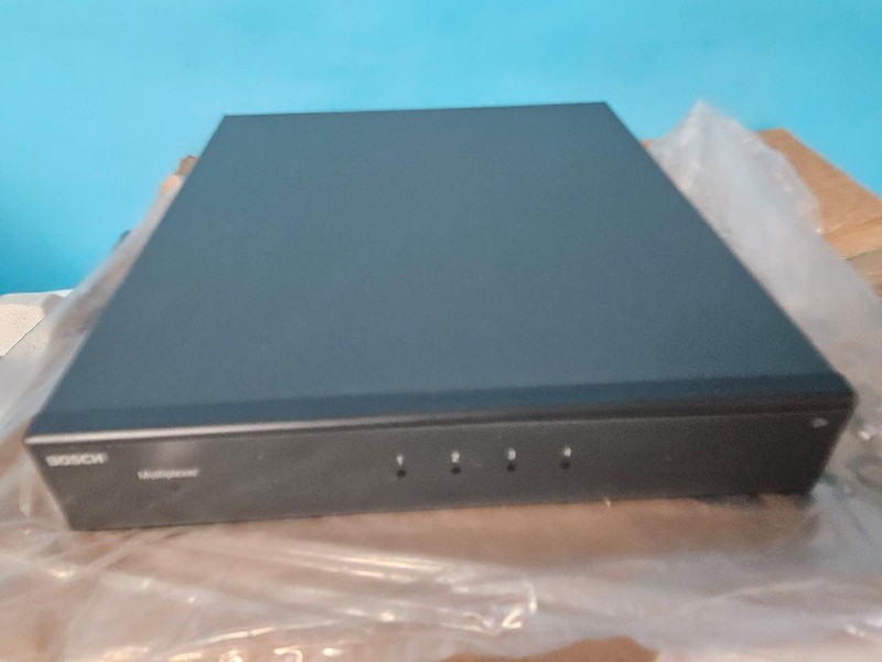NEW BOSCH LTC 2604/60 MULTIPLEXER KEYBOARD PORT EXPANDER 4-PORT SYSTEM gallery