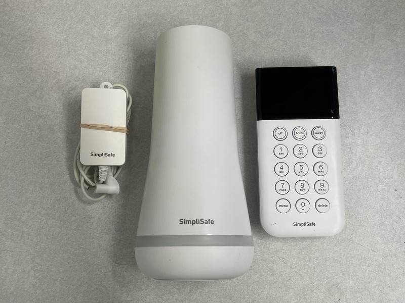 SimpliSafe Wireless Home Security Base Station (SSBS3) & Keypad (SSKP3)