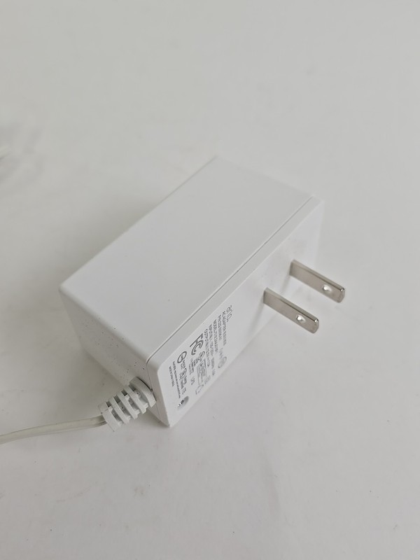 Genuine Netgear 2AAJ018F1 332-50096-01 AC Adapter for VMB4540 Arlo Base Station gallery