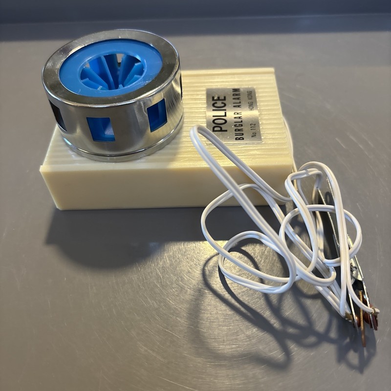 Vintage British Police Burglar Alarm No. 112 Battery Operated Door Window Siren gallery