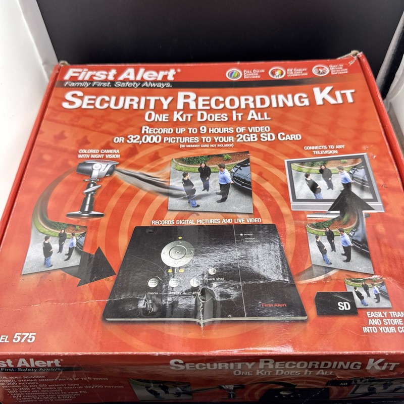 First Alert Security Recording Kit Model 575 Video Recorder Camera Boxed