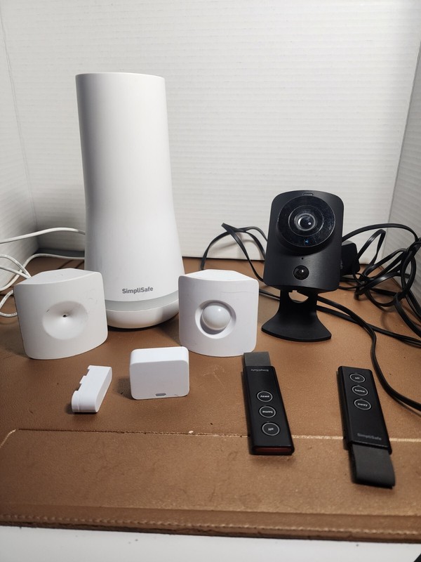 SimpliSafe Wireless Home Security System with HD Cameras