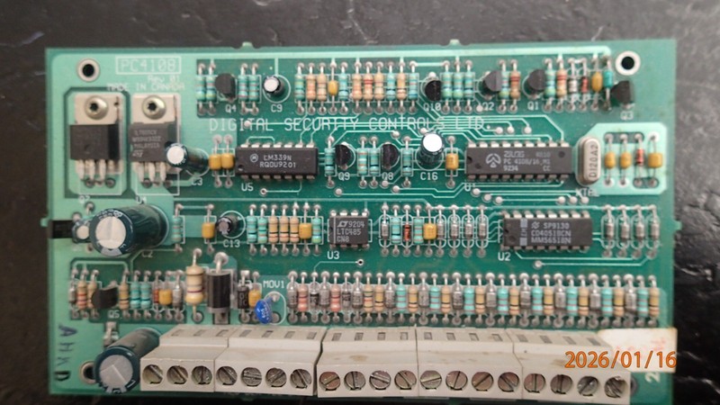 DSC PC4108 Expansion Module Board Pre Owned but working gallery