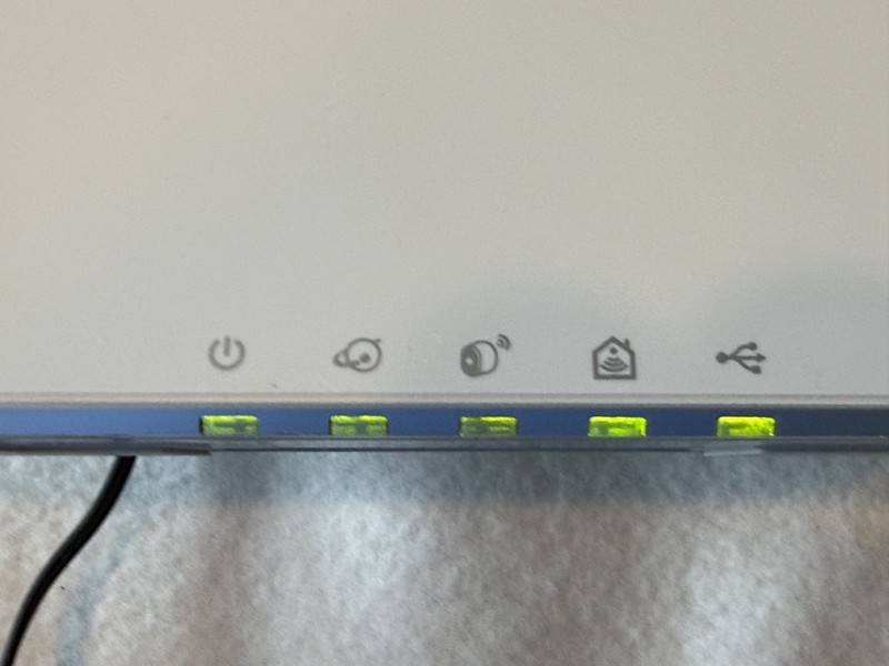 NETGEAR ARLO Base Station Wireless Wi-Fi VMB3000 Hub w/ 2 Cameras gallery