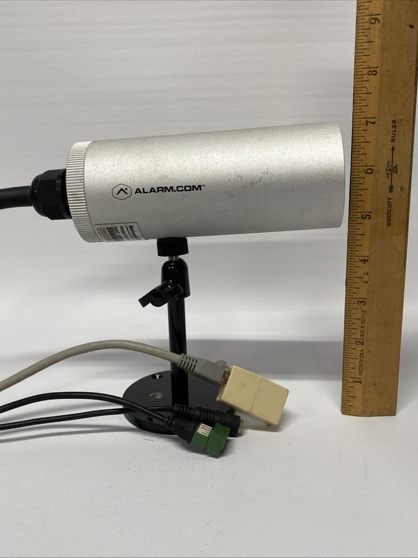 Alarm.Com ADC-V700X Outdoor IP Camera With Night Vision Used, Working Y6 gallery