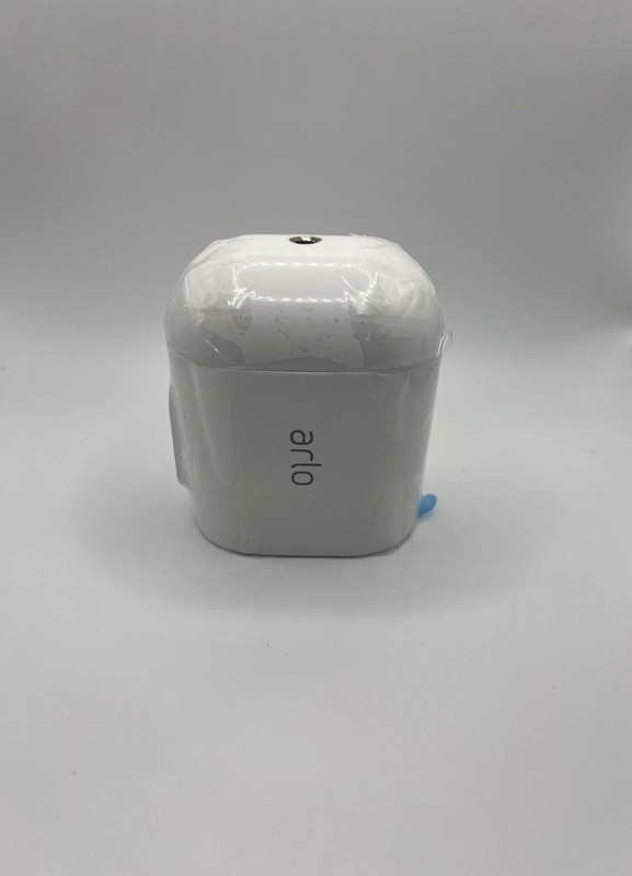 Arlo Essential Spotlight Camera - VMC2030,1 Count (Pack of 1) - White