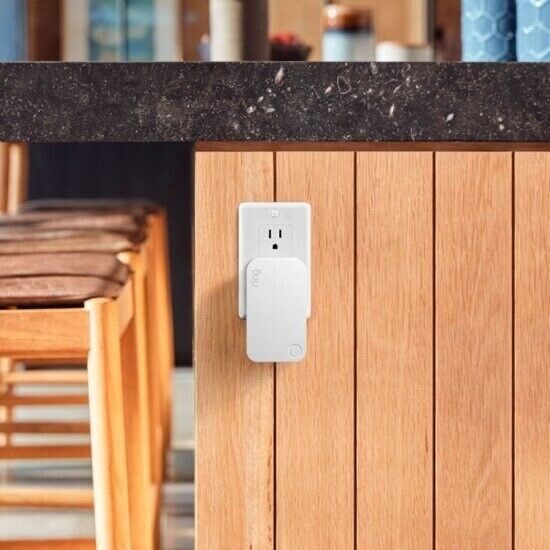NEW Ring Alarm Range Extender (2nd Gen) - White gallery