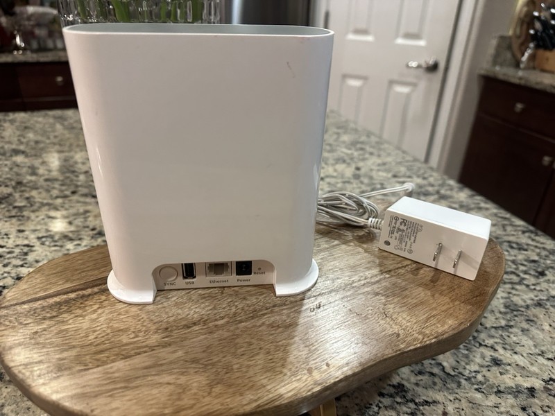 Arlo Pro Smart Hub (VMB4540) Base Station gallery