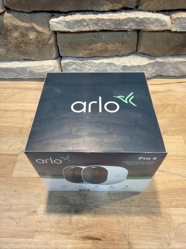 Arlo Pro 4 Wire Spotlight Security Camera - VMC4250P100NAS - White - New Sealed gallery