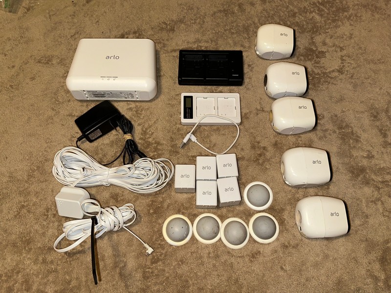 Arlo Pro (5) Cameras VMC4030 Security Bundle w/VMB4000 & Batteries