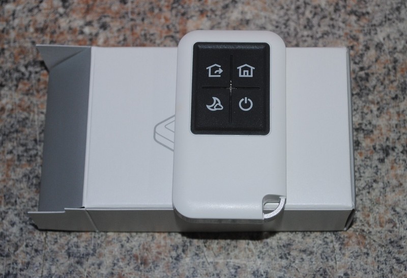 Honeywell RCHS5230WF Smart Home Security All-in-One-Monitored System Starter Kit gallery