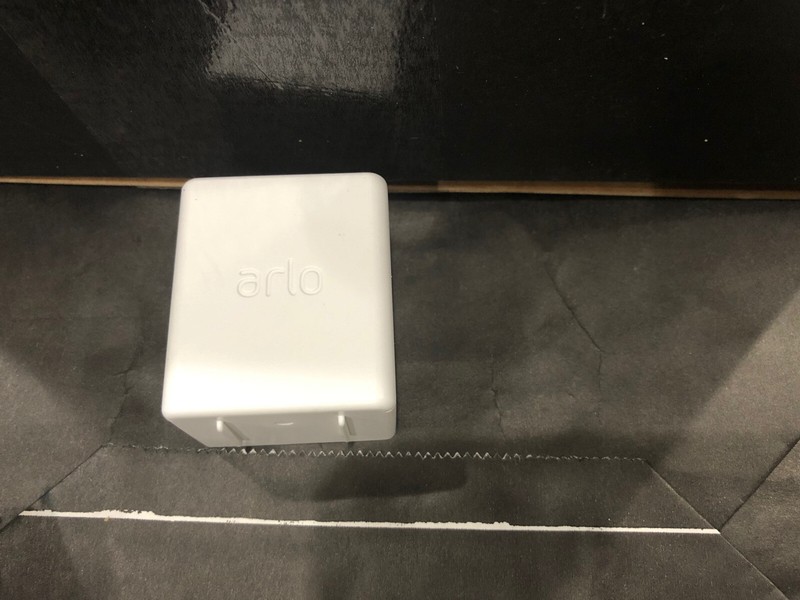 New Arlo Ultra Add-on 4K Security Camera UHD Wire-Free W/Battery & Mount VMC5040 gallery