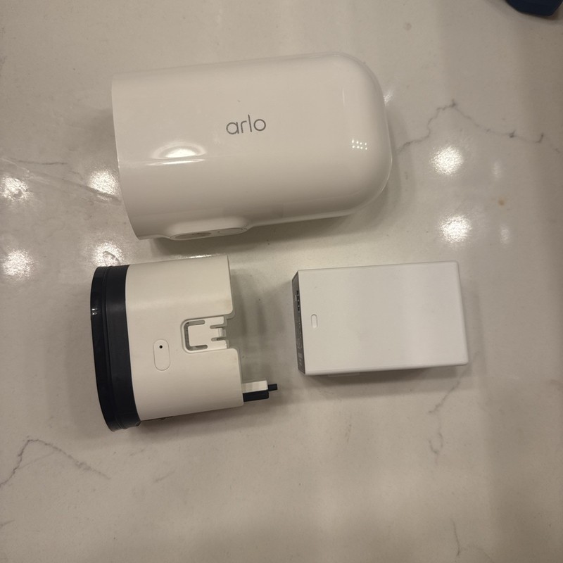 Arlo Pro 5S 2K Security Camera VMC4060P NO Mounting Plate (White) gallery