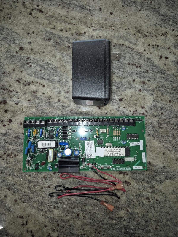 Interlogix NX-4-V2 .08 6032 Security System Controlboard & Plug In Transformer