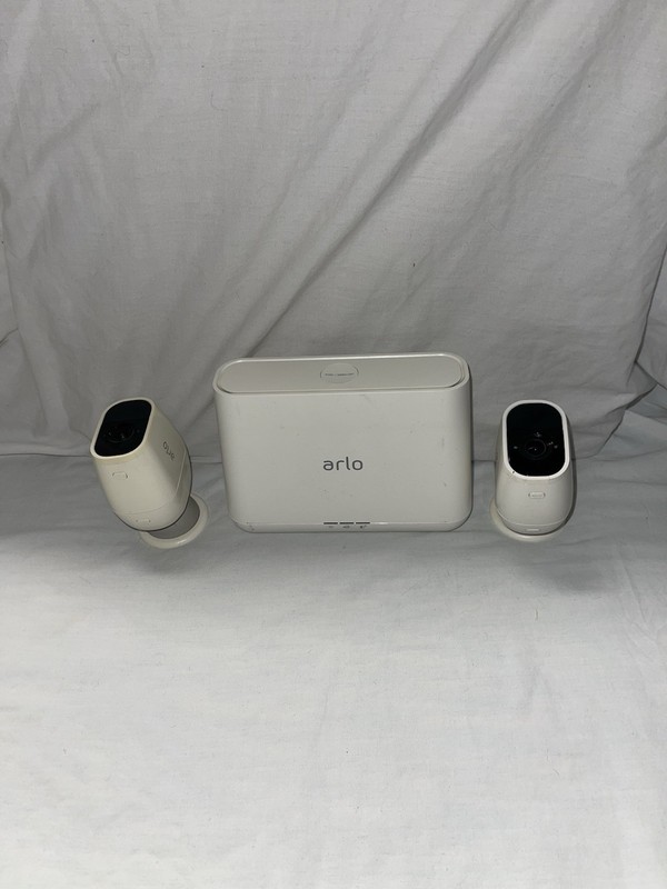 NetGear Arlo Pro VMB4000 L Security Base Station w/ 2 Cameras No Power Cords gallery