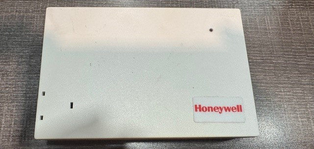 Honeywell Resideo 5800C2W Hardwired to 5800 Wireless Converter