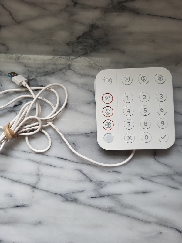 Ring Alarm Keypad 5AT2S7 (2nd Gen) with USB Cable **ONLY**