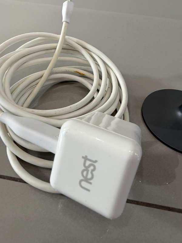 Google Nest Cam Indoor Security Camera A0005 1st Gen Wired Pre-owned gallery