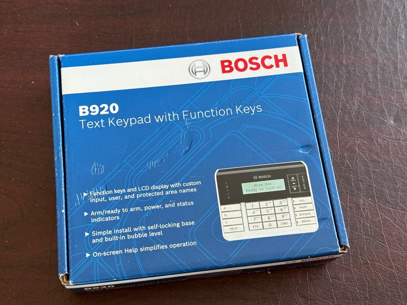 Bosch B920 Alarm Control System 2-Line Alpha Numeric Display Keypad Annunciator