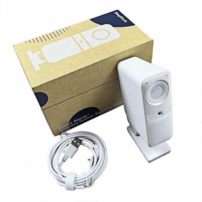 SimpliSafe CM006 Smart Alarm Wireless Indoor Security Camera Night Vision Cam gallery