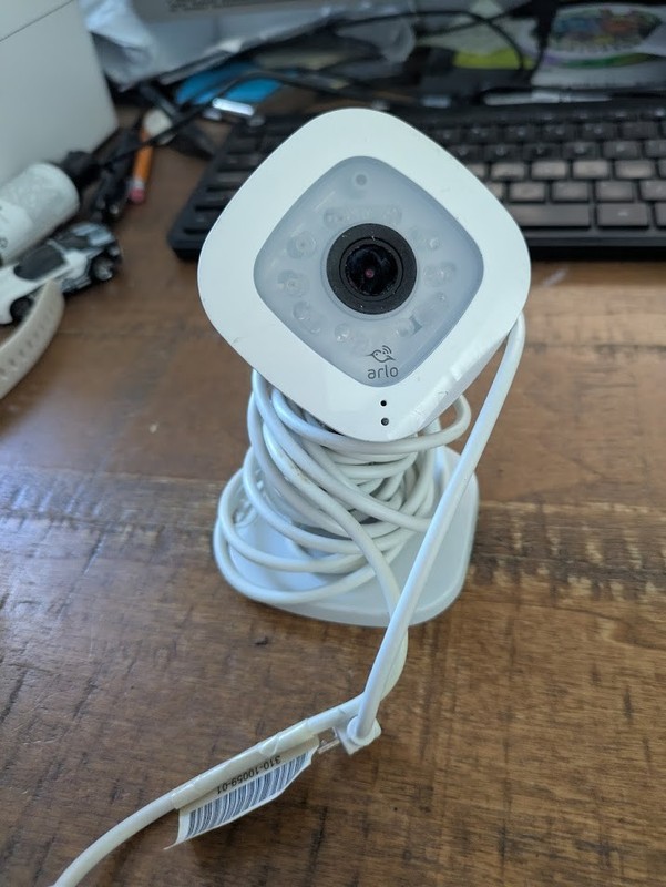 Arlo Q VMC3040-100NAS 1080p HD Wireless Security Camera with Audio