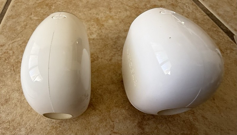 2 Netgear Arlo VMC3030 Indoor/Outdoor Security Cameras w/2 Magnet Mount & Wall gallery