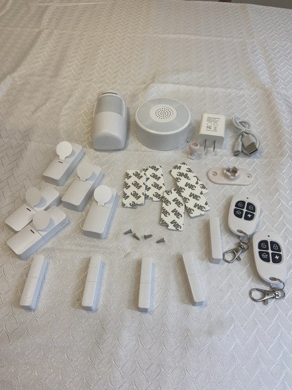 SKK Home Security Kit NEVER INSTALLED 9-Piece Kit