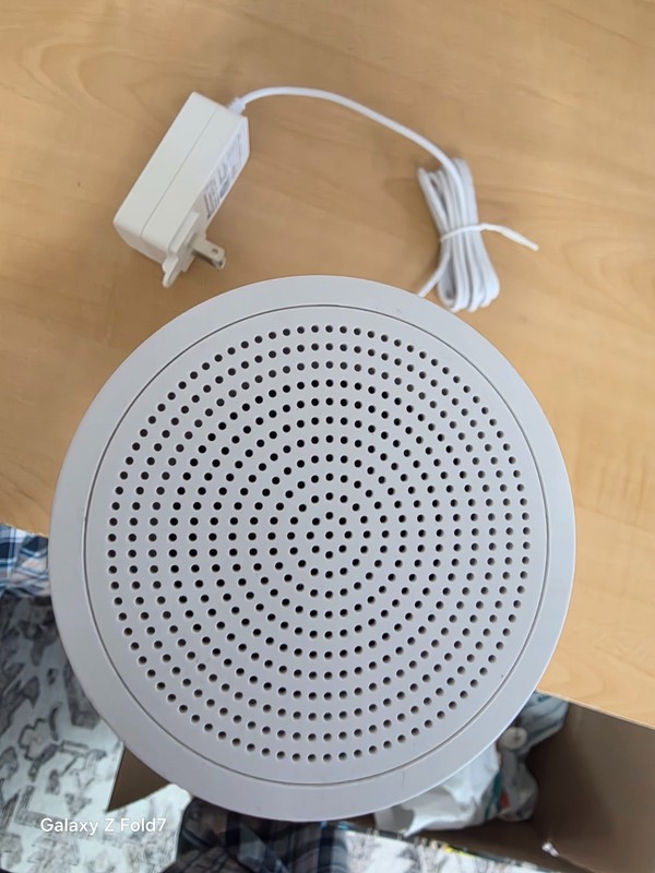 SimpliSafe SSBS3 Home Security Base Station With Power Cord plus one camera gallery