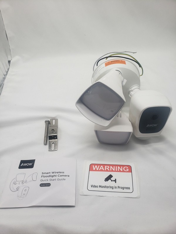 AWOW Smart WiFi Floodlight Camera, Android/iOS, 2500 Lumens (E97A) gallery
